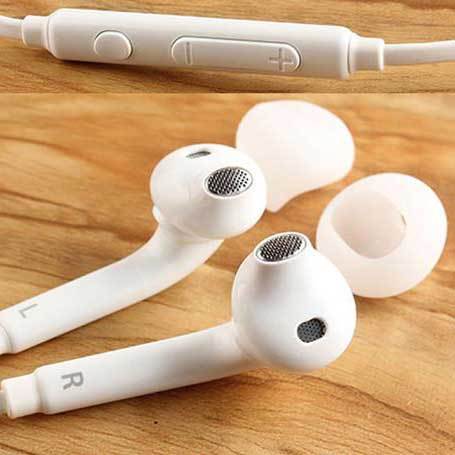Universal Samsung S6 S7 earbuds with Mic & Volume control